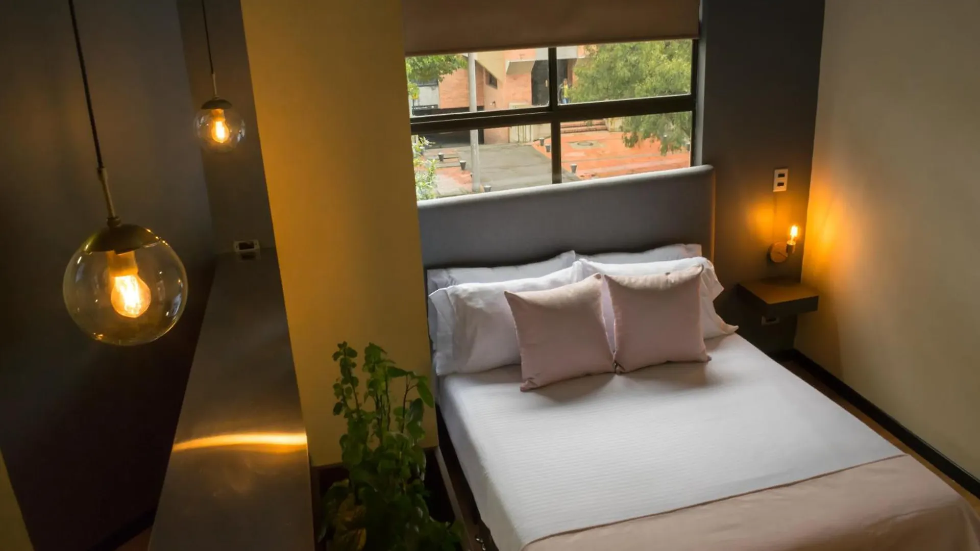 Hotel Soy Local Parque La 93 Bogotá